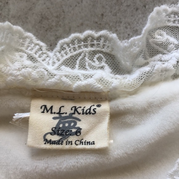 M.L. Kids Ruffles fur & Lace Vest - Picture 3 of 6